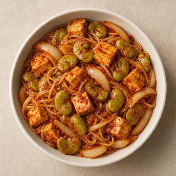 Koreański bób z tofu w sosie Gochujang