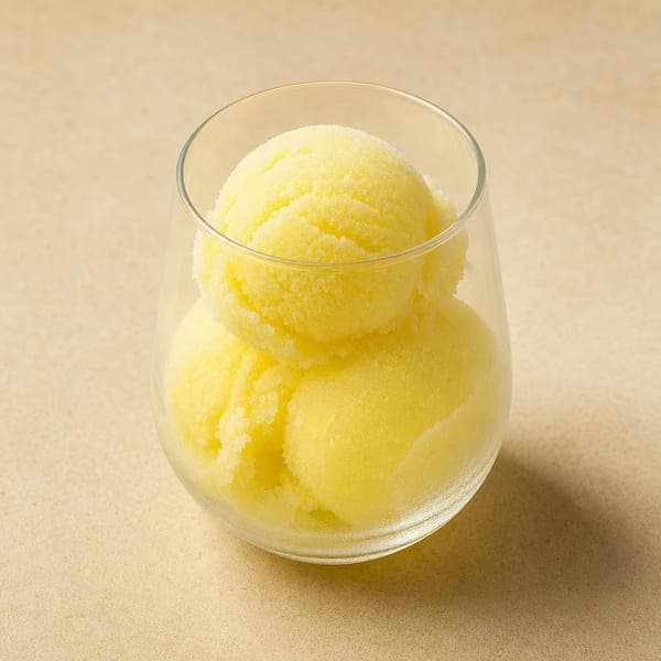 Domowy sorbet cytrynowy