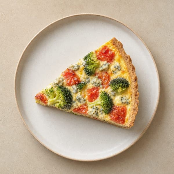 Quiche z warzywami i serem pleśniowym