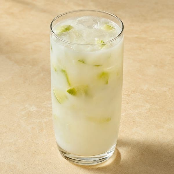 Lemoniada w stylu brazylijskim z limonką